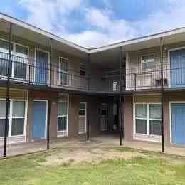 1170 Hollywood Dr #212, Jackson, TN 38301