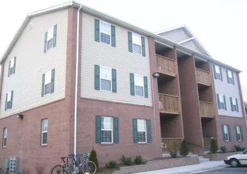 101 Collegiate Ct, Blacksburg, VA 24060