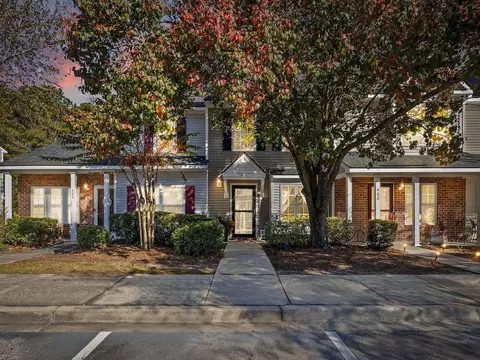401 Elm Hall Cir #SUMMERWOOD, Summerville, SC 29483
