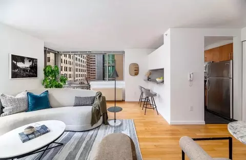 2 Gold St #3112, New York, NY 10038