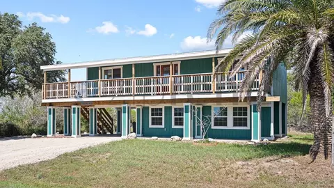 257 W Club Oak Ln #A, Rockport, TX 78382