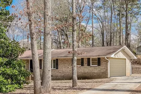 7220 Grayson Dr, Riverdale, GA 30296