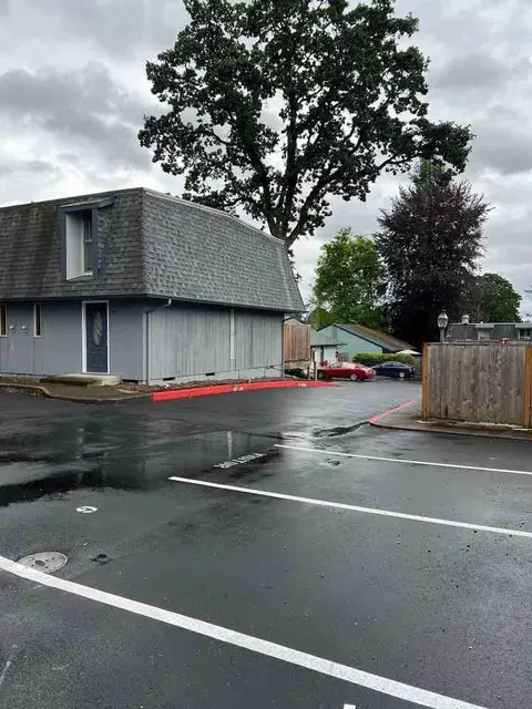 11575 SW Greenburg Rd #20, Tigard, OR 97223