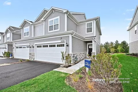 3026 Abbey Cir, Aurora, IL 60502