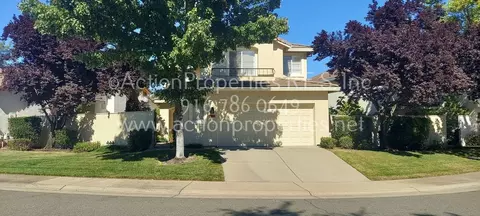 223 Doulton Ct, Roseville, CA 95661