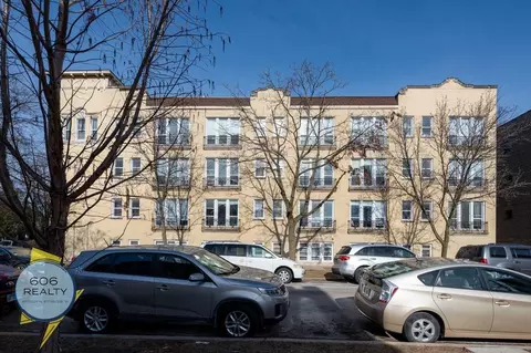 4901 N Christiana Ave #3, Chicago, IL 60625