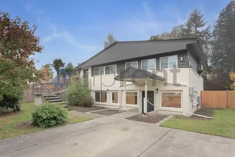 17533 12th Ave NE #B, Shoreline, WA 98155