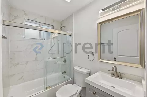 213 E Raymond St #D, Compton, CA 90220 photo 9