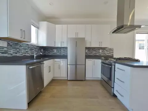 1007 62nd St #B, Oakland, CA 94608