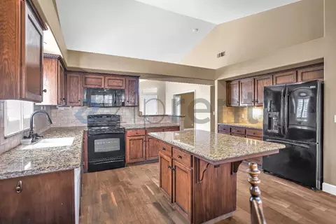1849 Athens Ave, Clovis, CA 93611 photo 13