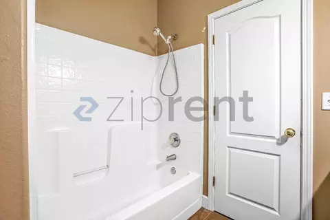 1849 Athens Ave, Clovis, CA 93611 photo 30