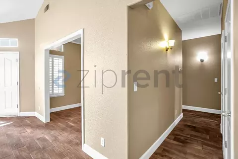 1849 Athens Ave, Clovis, CA 93611 photo 14