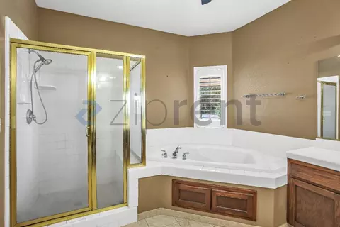 1849 Athens Ave, Clovis, CA 93611 photo 21