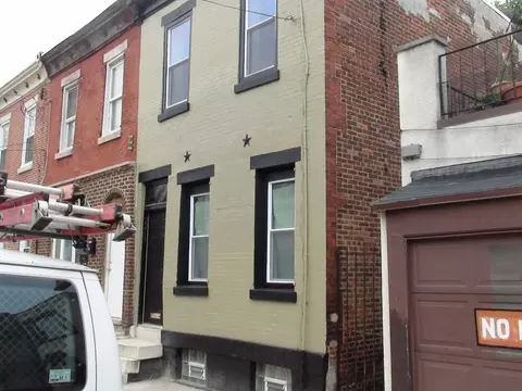 2211 Oakford St, Philadelphia, PA 19146