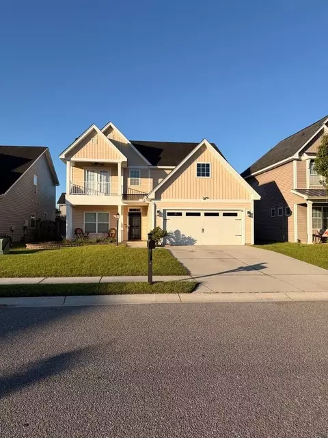 555 Crossland Dr, Moncks Corner, SC 29461