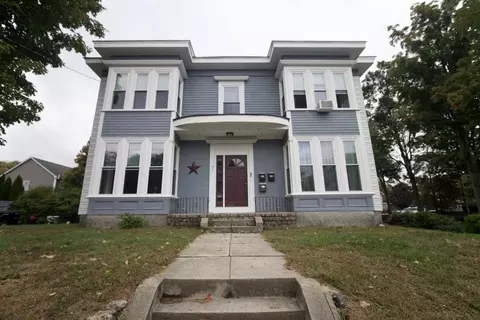 21 Pleasant St #2, Merrimac, MA 01860