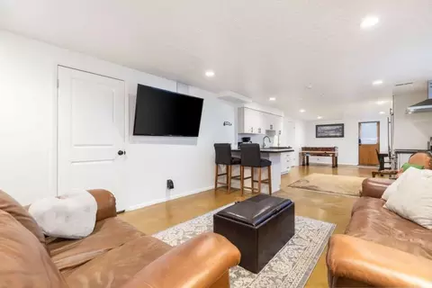 2750 E Glen Heather Ave #1597552P, Cottonwood Heights, UT 84121