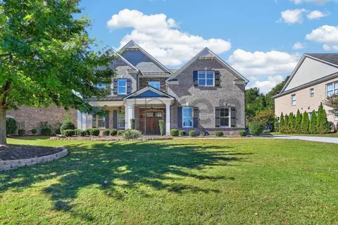 5820 Thoroughbred Way, Suwanee, GA 30024