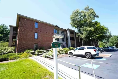 500 Candlewood Park #38, Nashua, NH 03062