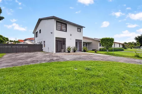 11510 SW 5th St, Sweetwater, FL 33174