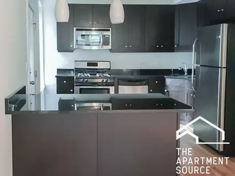 3816 N Sheffield Ave #G, Chicago, IL 60613