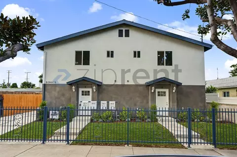 213 E Raymond St #B, Compton, CA 90220