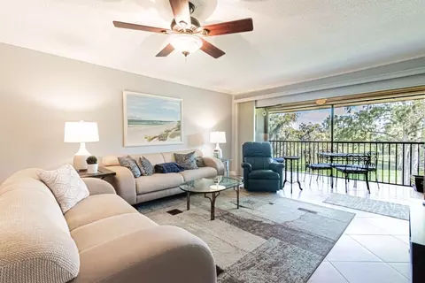 75 Saint Andrews Blvd, Naples, FL 34113