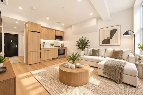136 Allen St #2A, New York, NY 10002