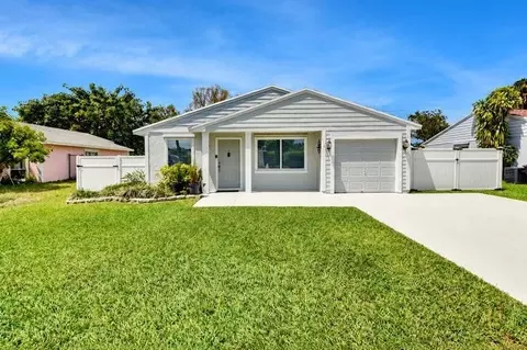 8379 Garden Gate Pl, Boca Raton, FL 33433