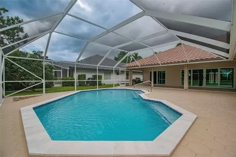10400 Milburn Ln, Boca Raton, FL 33498