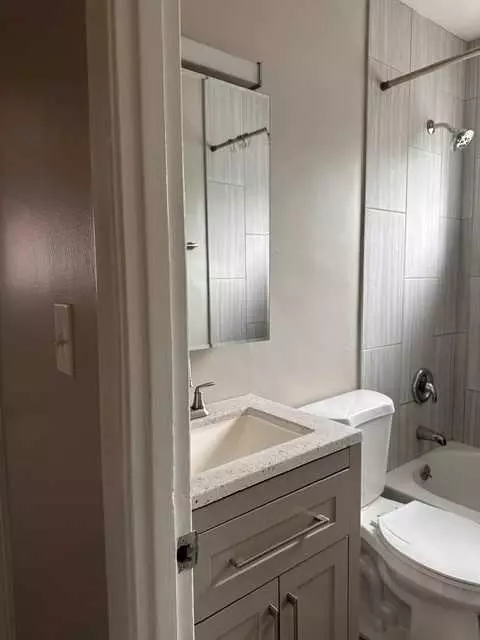 20 Susan Cir #10, Milford, OH 45150