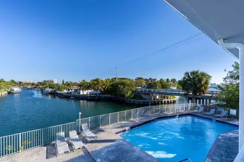 2225 NE 123rd St #215, North Miami, FL 33181