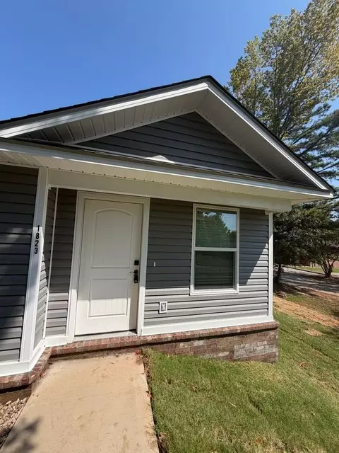 1823 Boston St, Fort Smith, AR 72901