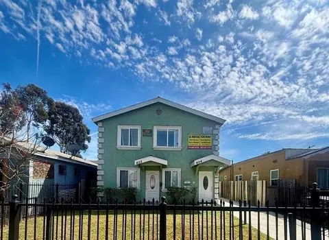 404 W 102nd St, Los Angeles, CA 90003