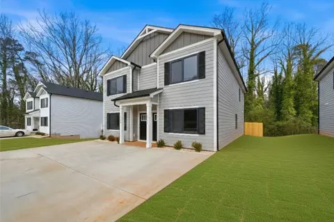 2326 13th Street Dr NE, Hickory, NC 28601