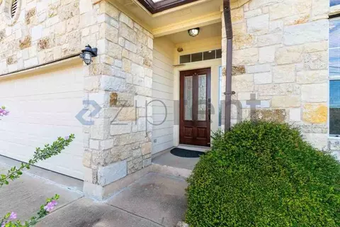 517 S Ronay Dr, Briarcliff, TX 78669