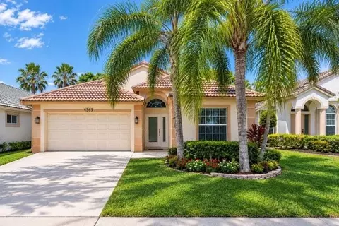 1569 Carriage Brooke Dr, Wellington, FL 33414