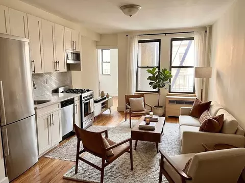 639 10th Ave #4D, New York, NY 10036