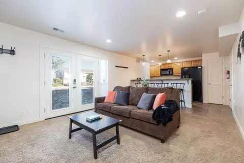 2560 E Cavalier Dr #1597553P, Cottonwood Heights, UT 84121