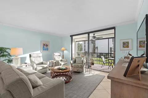 1935 Gulf Of Mexico Dr #1665900P, Longboat Key, FL 34228