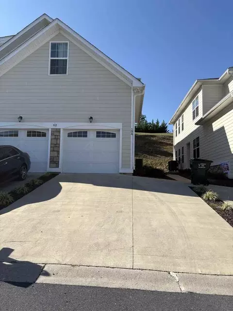 62 Windgate Cir #104, Fishersville, VA 22939