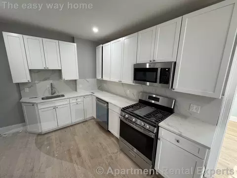 13 Spring St #2, Somerville, MA 02143