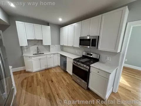 13 Spring St #2, Somerville, MA 02143