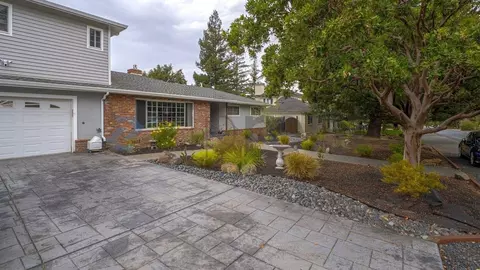 1391 Lydia Ln #1, Clayton, CA 94517