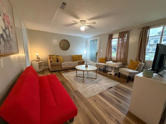 2300 N Patterson St #1628686P, Valdosta, GA 31602