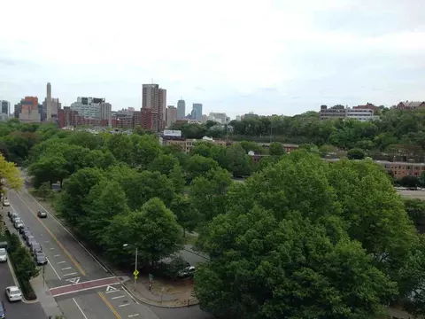 77 Pond Ave #1001, Brookline, MA 02445