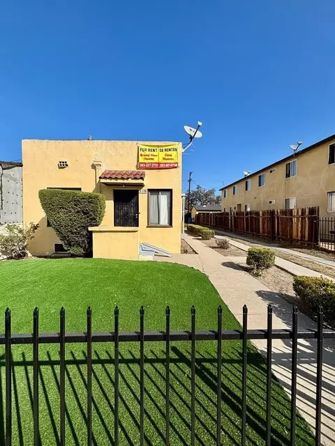 317 E 61st St #1/2, Los Angeles, CA 90003