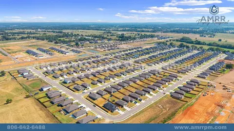 1807 Farmer St, Pea Ridge, AR 72751