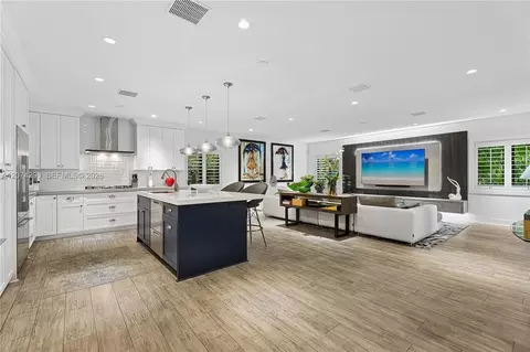 Undisclosed, Coral Gables, FL 33134