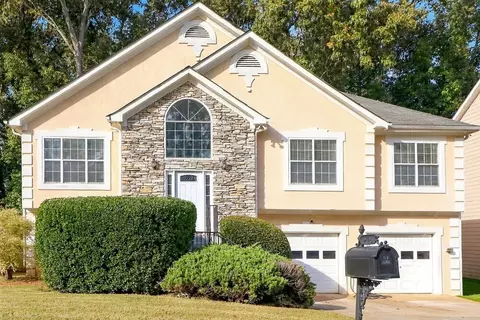 978 Peel Castle Ln, Austell, GA 30106